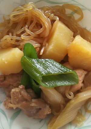 鳥むね肉で肉じゃが☆すき焼きのたれで簡単-レシピのメイン写真
