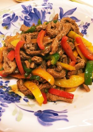パプリカで鮮やか！青椒肉絲-レシピのメイン写真
