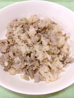 豚肉とごぼうのまぜごはん・保育園給食-レシピのメイン写真