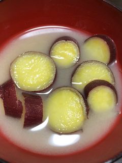 さつまいもの味噌汁-レシピのメイン写真