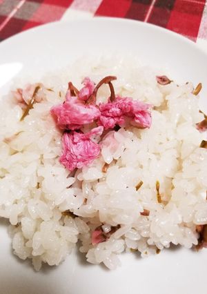 桜の香り漂う桜ご飯-レシピのメイン写真