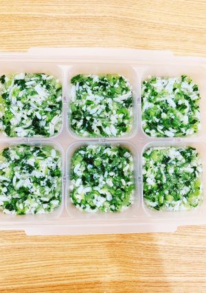 離乳食中期☆小松菜としらすの出汁煮-レシピのメイン写真