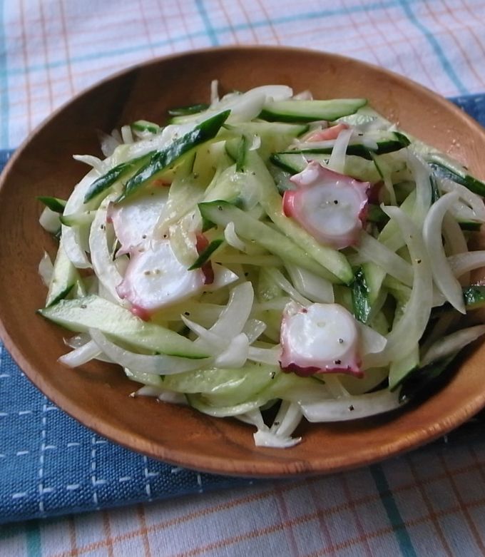 シンプル！新玉ねぎと魚介のマリネサラダ by moj 【クックパッド
