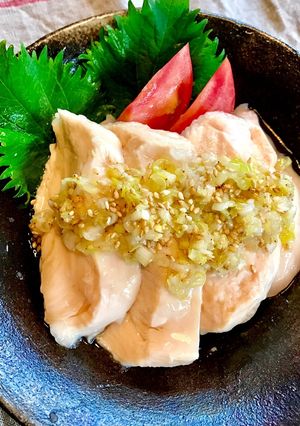 ジャスミン香る！茹で鶏の旨塩ソースがけ-レシピのメイン写真