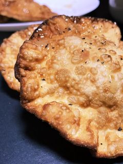 餃子の皮で♪おやつにハチミツ♡さつまパイ-レシピのメイン写真