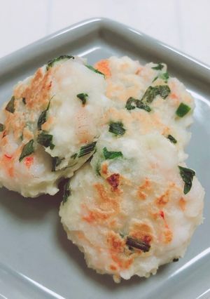 【離乳食 手づかみ】エビニラはんぺん-レシピのメイン写真