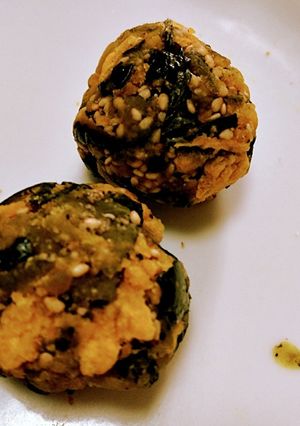 離乳食作りで残ったかぼちゃの皮ボール-レシピのメイン写真