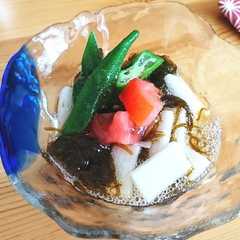 รูปของ さっぱり⭐オクラ長芋トマトのもずく酢あえ