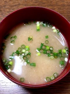 大根となめこの味噌汁-レシピのメイン写真
