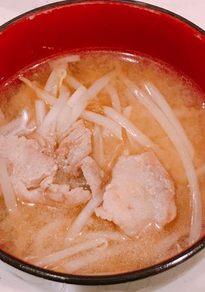 バター香る、豚肉ともやしの味噌汁！-レシピのメイン写真