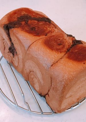 HBと食パン型で、ココア生チョコ食パン-レシピのメイン写真