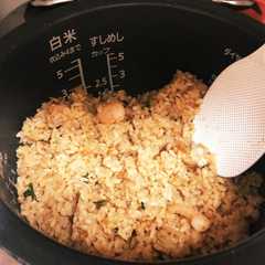 รูปของ えびとあさりの中華風ご飯