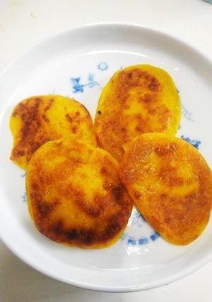 7ヶ月　手づかみ　カボチャと豆腐のお焼き-レシピのメイン写真