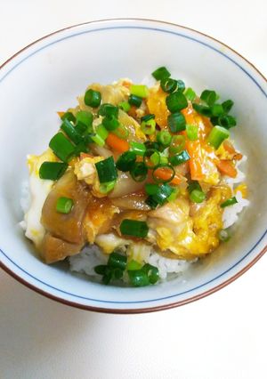 フライパンで簡単に♪人参入り親子丼♪-レシピのメイン写真
