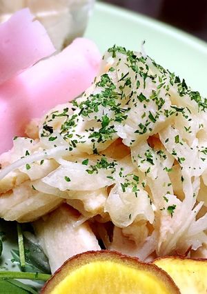 サラダチキンと新玉ねぎサラダ-レシピのメイン写真