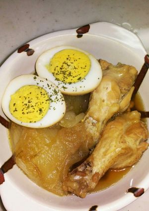 簡単☆手羽元・タマネギ・卵のうま煮-レシピのメイン写真