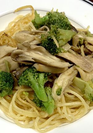 きのことブロッコリーのパスタ-レシピのメイン写真