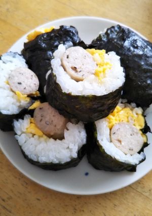 ソーセージと卵のおにぎらず風-レシピのメイン写真