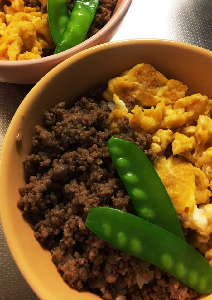 たまごとそぼろの二色丼はお母さんの味-レシピのメイン写真