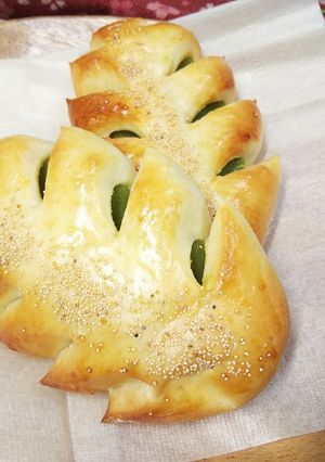 抹茶あんで…木の葉のパン☆-レシピのメイン写真