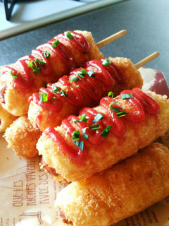 *天ぷら粉と白玉粉でウインナー揚げパン*-レシピのメイン写真