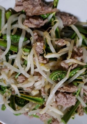ニンニク香るこごみともやしの炒め物-レシピのメイン写真
