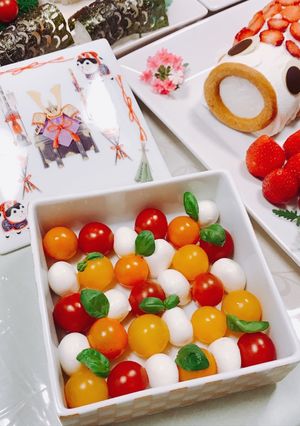 子供の日やひな祭りに☆お重deカプレーゼ-レシピのメイン写真