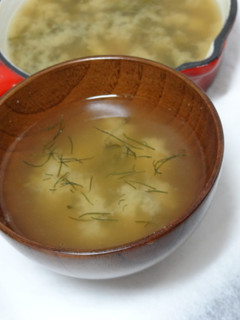 マツモと細切めかぶ の味噌汁-レシピのメイン写真