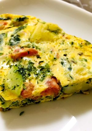 ハーブと春夏野菜ふんわりオープンオムレツ-レシピのメイン写真