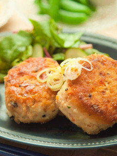 ヘルシー節約⁂おからと鶏の和風ハンバーグ-レシピのメイン写真