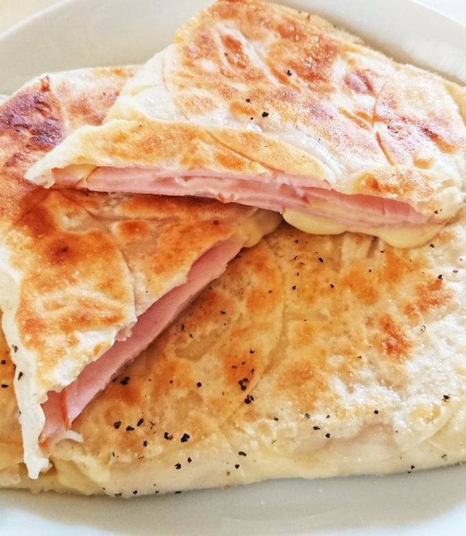 餃子の皮でもちもちブリトーもどき-レシピのメイン写真