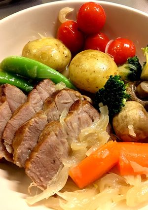 塩豚の蒸し煮は肉も野菜も美味しくなる-レシピのメイン写真