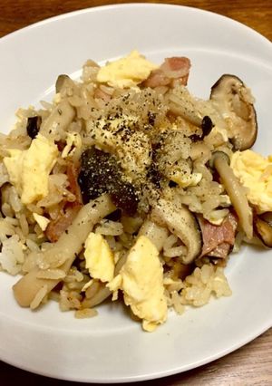 きのことベーコンのチャーハン-レシピのメイン写真
