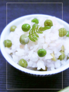 豆ごはん ~ 豆+さやの煮汁で炊き込んで-レシピのメイン写真