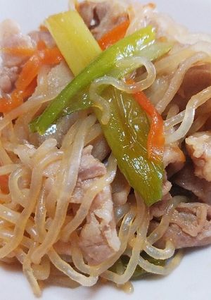 おかずにお弁当に♡豚肉と野菜のすき焼き煮-レシピのメイン写真