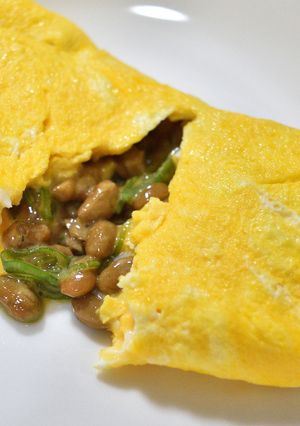 たまには気分を変えて、納豆オムレツ-レシピのメイン写真
