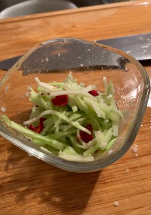 ブロッコリーの茎の塩麹漬け-レシピのメイン写真
