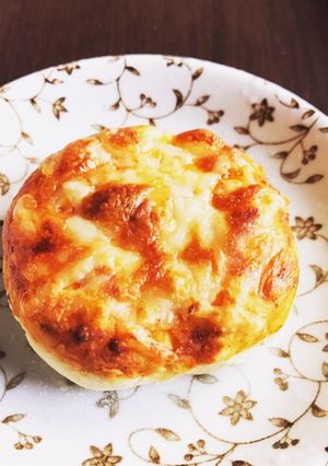 簡単ピザチーズパン-レシピのメイン写真