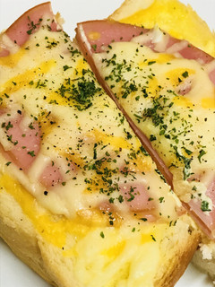 Wハム&チーズのマヨネーズトースト-レシピのメイン写真