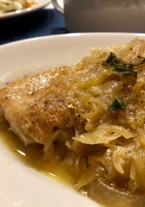 鶏肉の玉ねぎソース煮-レシピのメイン写真