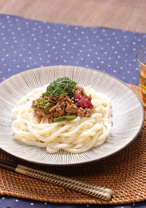 梅とオクラのさっぱり☆冷やし肉味噌うどん-レシピのメイン写真