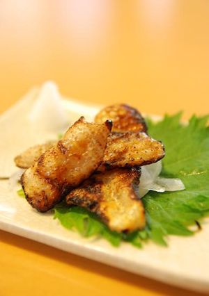 カリッと香ばしい。鶏皮塩焼き!-レシピのメイン写真