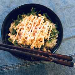 รูปของ ☆ひとりめし たぬきなシーチキンマヨ丼