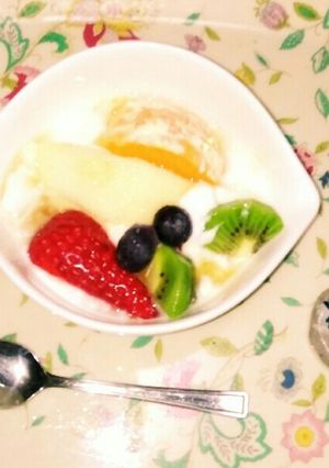 メープルシロップ➕フルーツヨーグルト☺⛄-レシピのメイン写真