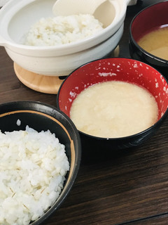 土鍋炊き麦飯と出汁とろろと山葵-レシピのメイン写真