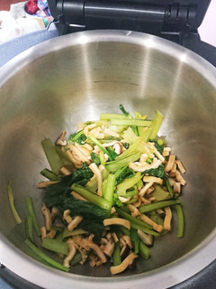 ホットクックで小松菜の煮びたし-レシピのメイン写真