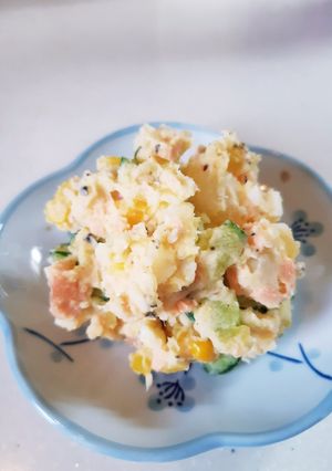 たくわんが効いてる⭐鮭で簡単ポテサラ-レシピのメイン写真