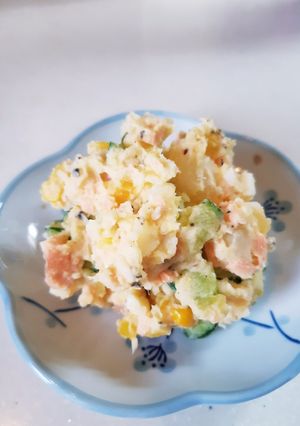 たくわんが効いてる⭐鮭で簡単ポテサラ-レシピのメイン写真