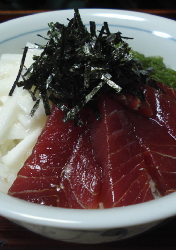 火を使わない♪めかぶと長芋のまぐろづけ丼-レシピのメイン写真