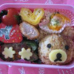 รูปของ 思いつきリラックマ　キャラ弁